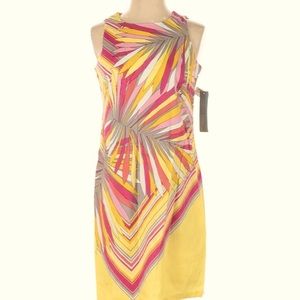 Beautiful NWT London Times Yellow Multicolor Floral Sleeveless Shift Dress, Sz 4